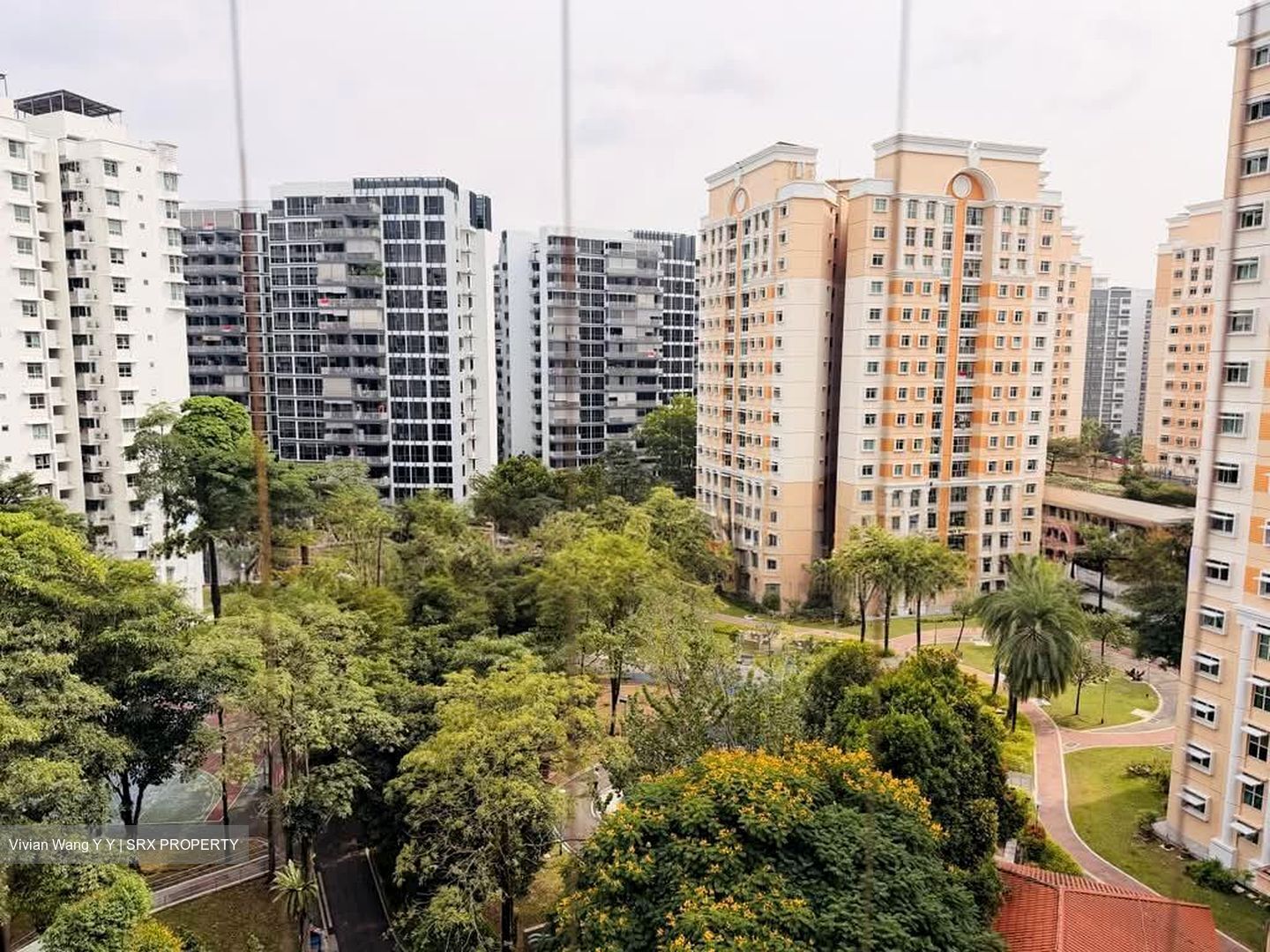 Prive (D19), Condominium #601009671